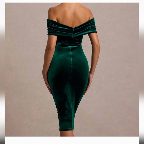 Club London Green Velvet Dress - Picture 3 of 3